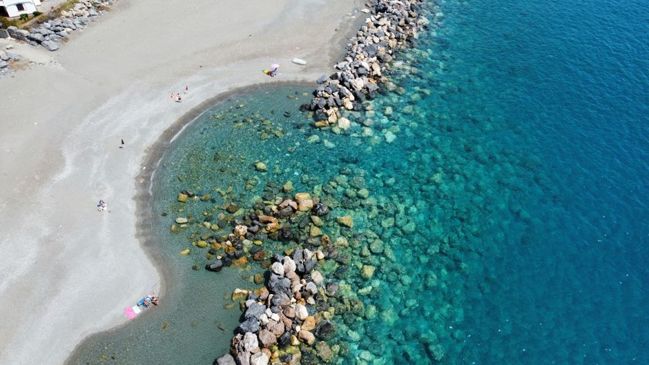 Scuole chiuse dall’8 giugno in Calabria, Lazio, Lombardia e Sardegna: iniziano le vacanze estive — approfondimento e guida