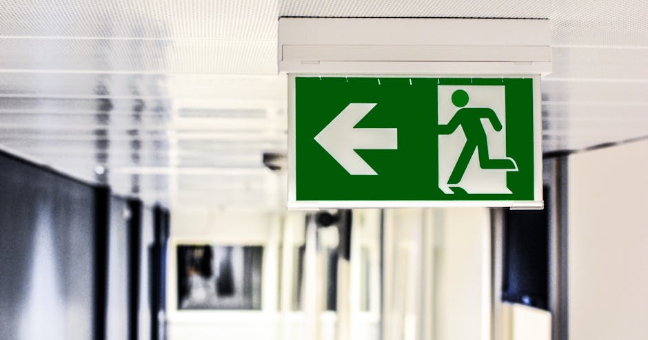 Emergenza in una scuola di Ancona: spray urticante nei corridoi provoca evacuazione e intossicazioni