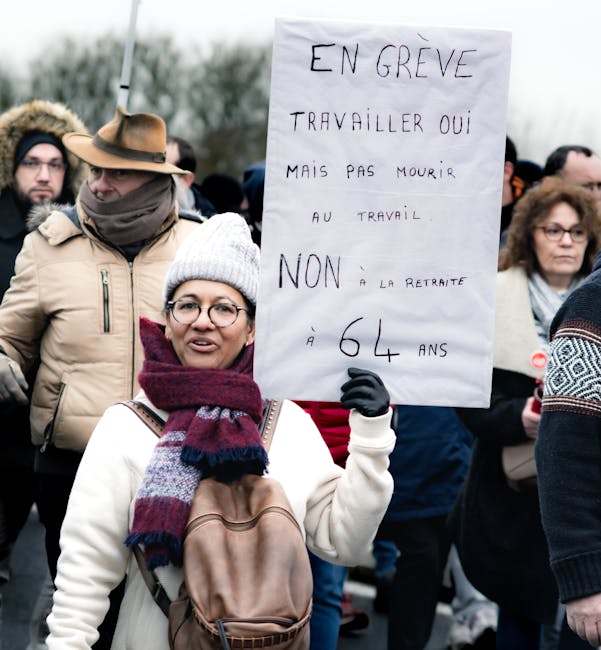 Pensione 2027: uscita volontaria a 64 anni e l'allarme INPS