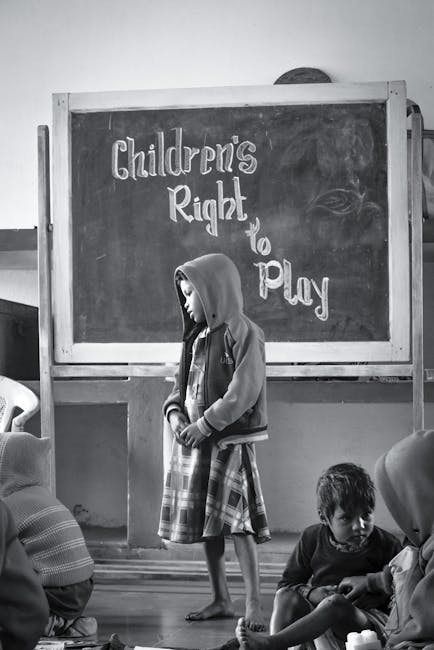 Famiglia denuncia: bambini con autismo rifiutati da più scuole, diritto all'educazione sotto attacco