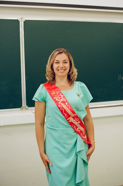 Domenico, Miriam e Federica, docenti eroi a Praga: premiati da Valditara per aver salvato gli studenti sull’autobus