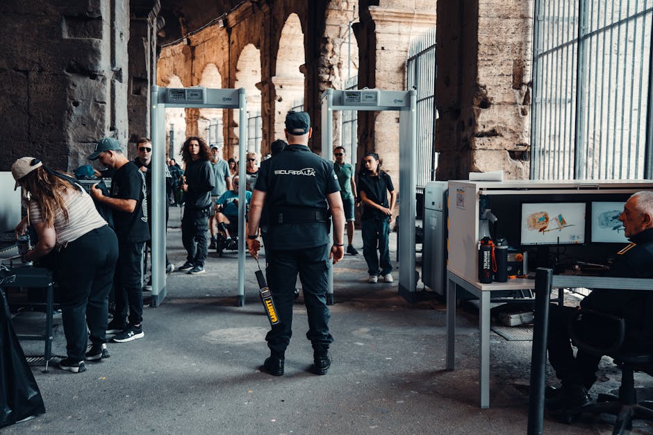 Salerno adotta due metal detector portatili nelle scuole per controlli mirati, finanziati dai proventi delle multe