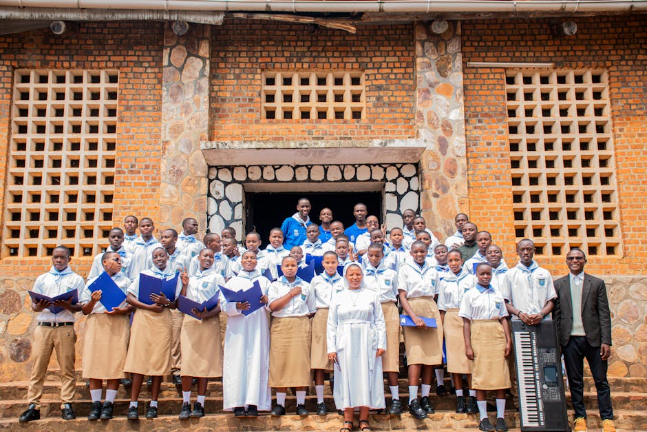 Il Fardello dell’Africa: 17 Milioni di Docenti Mancanti e la Necessità di Collaborazione tra Istituzioni e Chiesa