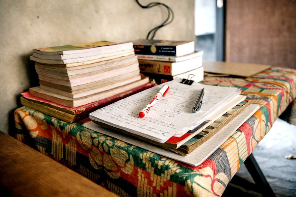 Giornata del Libro: Valditara invita a mettere carta, penna e libro al centro della scuola