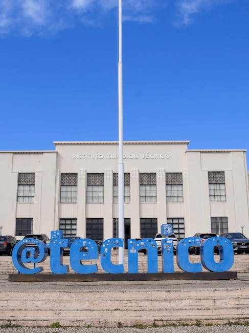 Valditara annuncia la svolta: addio agli Istituti Tecnici e nuovi licei chimico, agrario, meccatronico e tessile