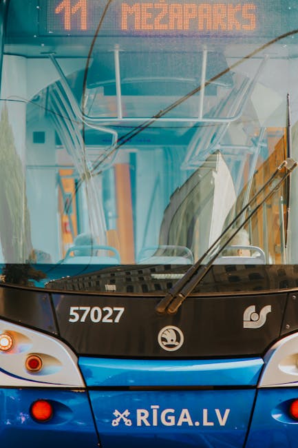 Autobus di Riga con indicazione Mežaparks, utile per la mobilità dei docenti che scelgono la provincia lettone per l'insegnamento.