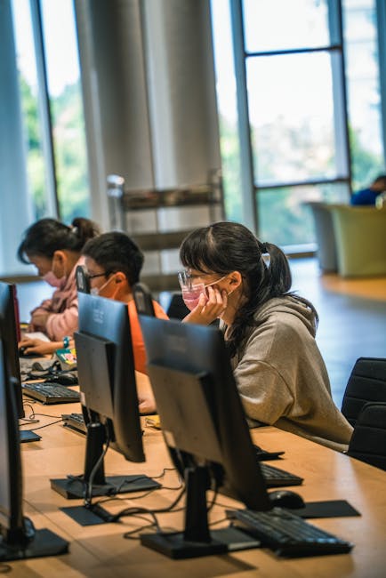 Il tempo davanti agli schermi riduce i voti scolastici: ricerca su 3.000 bambini mostra un calo del 10% in lettura e matematica per ogni ora extra