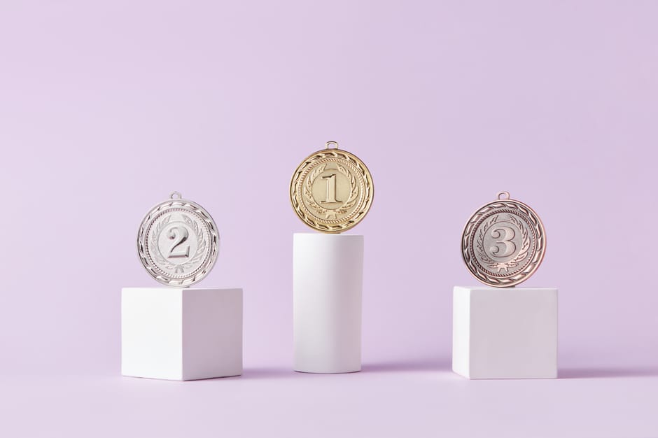 Ferrara trionfa al Campionato Nazionale di Pasticceria per gli Istituti Alberghieri: Oro al Vergani-Navarra, Argento a Neive, Bronzo a Palermo
