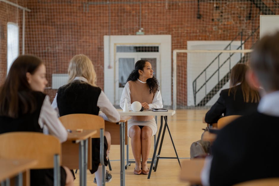Il Governo Meloni ha trasformato la scuola in una caserma: cosa cambia per docenti e dirigenti