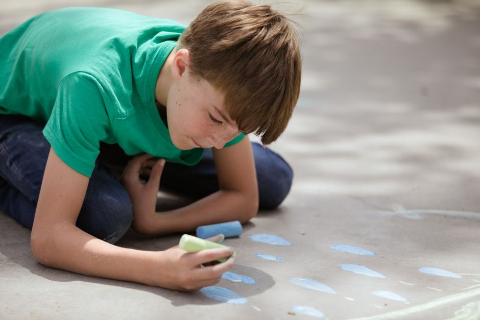 Il "summer learning loss" e il rischio di povertà educativa: l’allarme sulla perdita di apprendimenti estivi in Italia
