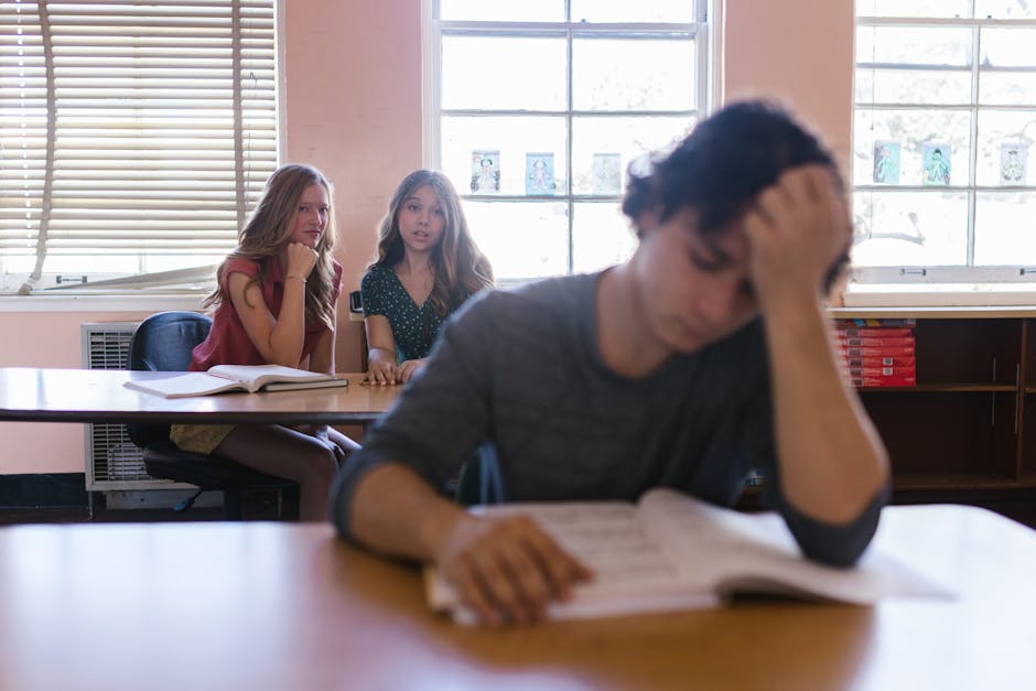 Scoppia tensione a Torino: volantini contro i “maranza” nel liceo e un fermo tra gli studenti