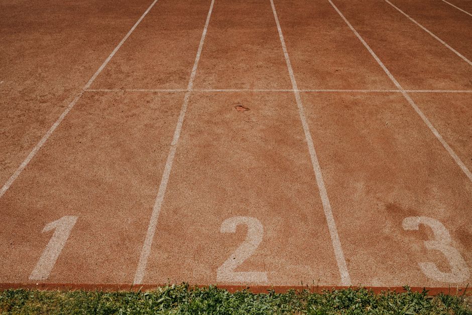 Maturità 2026: la traccia di Mario Calabresi sulla fatica come valore e il nuovo quadro normativo degli esami di Stato