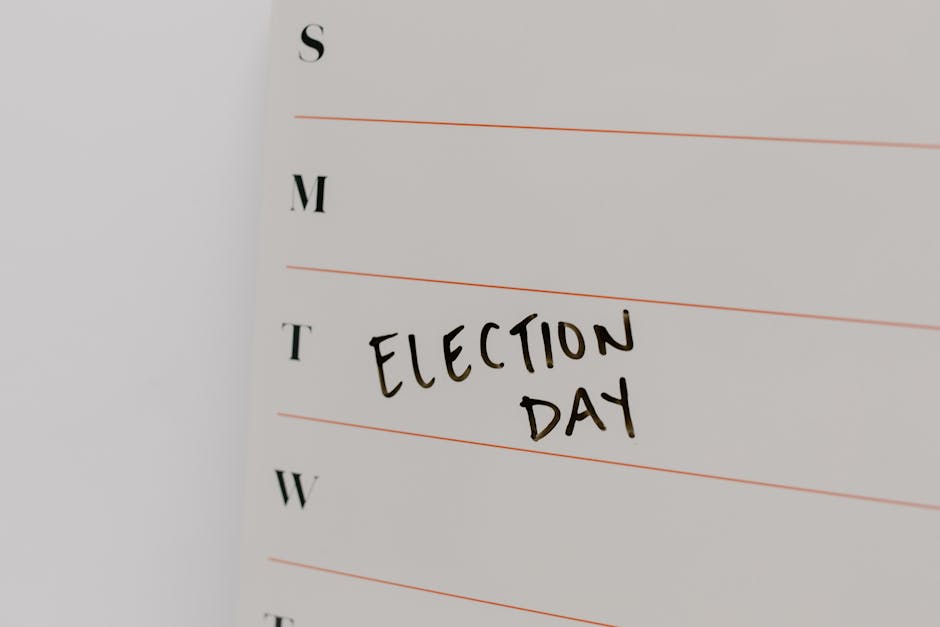 Calendario con la scritta Election Day, promemoria per le elezioni e referendum 2026 che si svolgeranno di domenica e lunedì