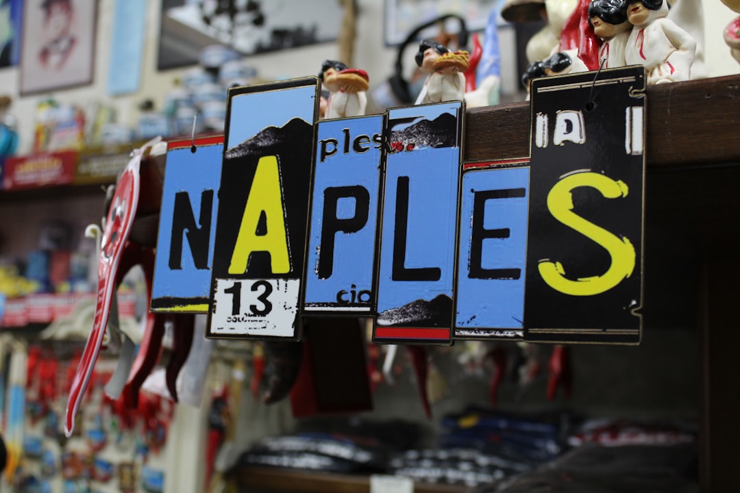 Niente voti a Napoli: la scuola paritaria sfida il decreto Valditara con lettere personalizzate