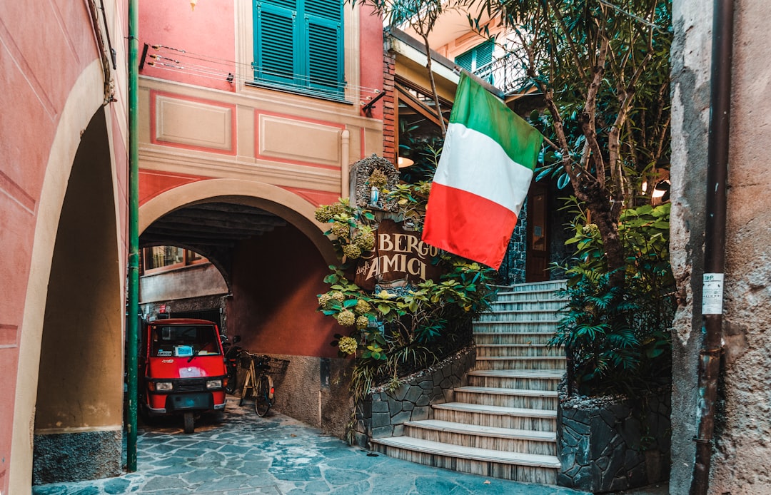 Il sistema scolastico italiano tra il successo del calo dell'abbandono e il forte ritardo negli asili nido
