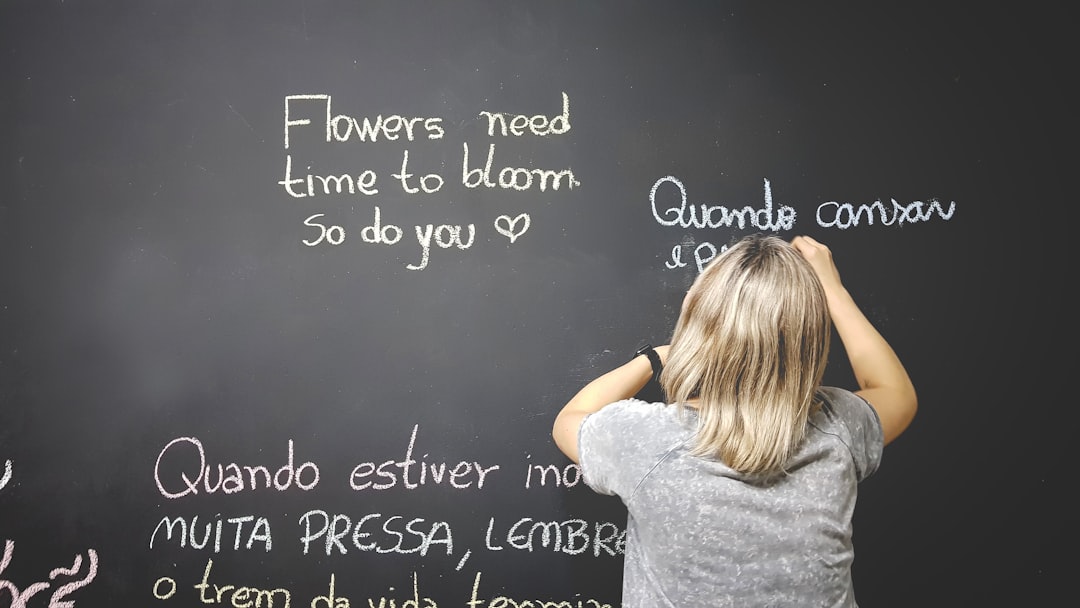 Conoscere è ricordare: Vecchioni tra memoria, emozione e poesia in classe