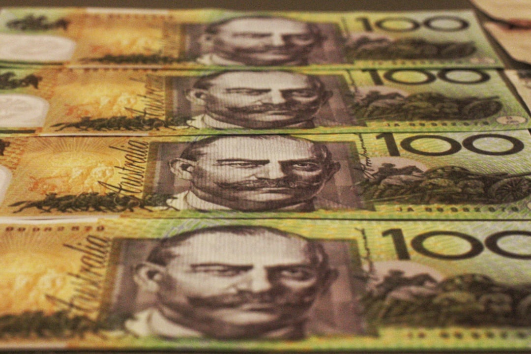 Australia, il governo raddoppia le multe per i social media: il divieto ai minori di 16 anni diventa una priorità normativa