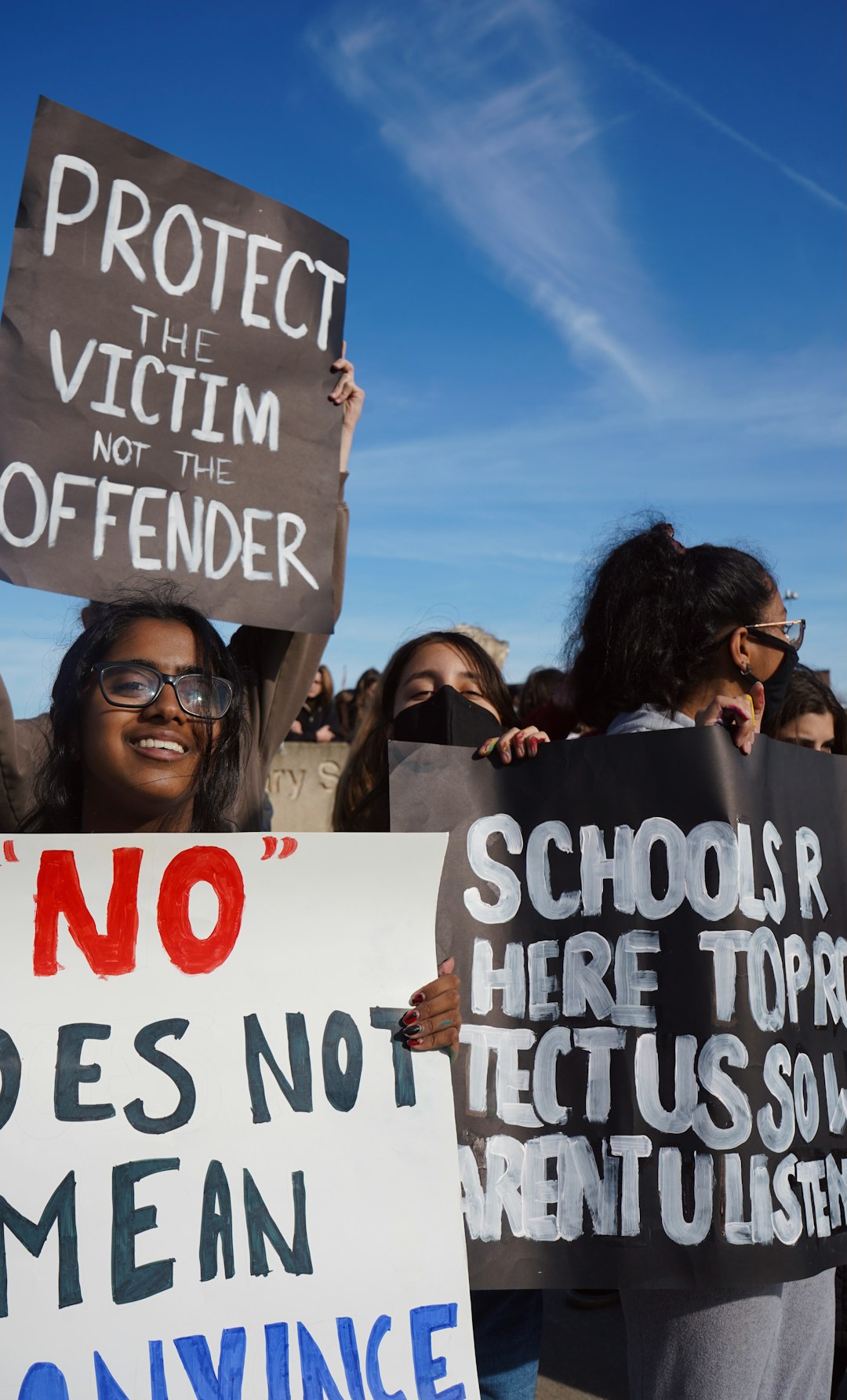 Vittime del terrorismo: la scuola celebra la memoria e difende la democrazia