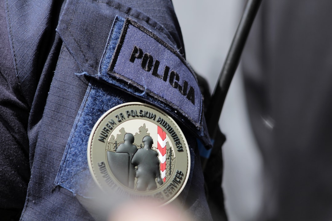 Onestà premiata: il riconoscimento della Polizia di Stato ai due studenti di Udine per il recupero di un portafoglio