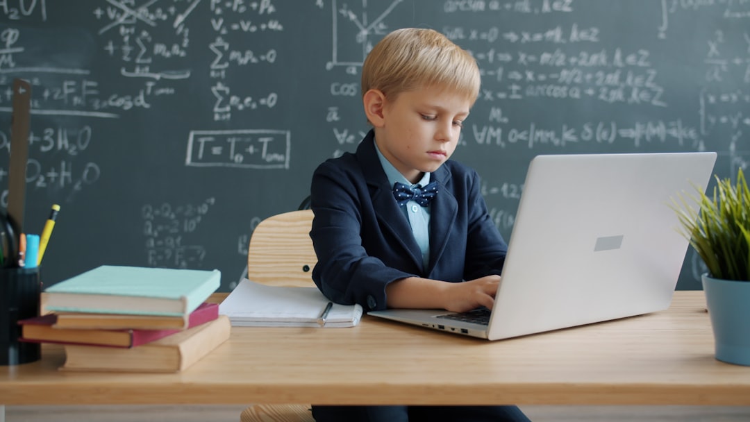 Rapporto INVALSI 2026: il sistema scolastico italiano registra un miglioramento delle competenze e un forte recupero del Mezzogiorno